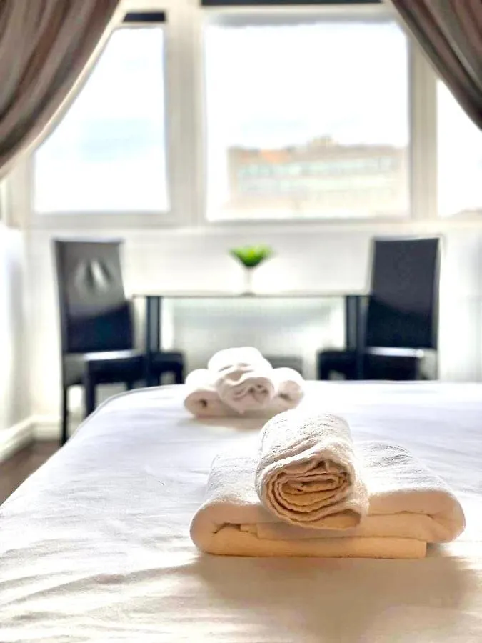 Baroq Central City Apartment Βουκουρέστι
